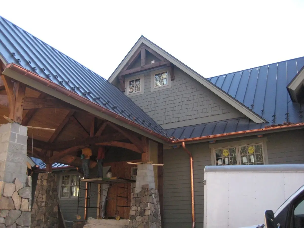 Craftsman Roofing team delivering quality roofing work in Summerfield